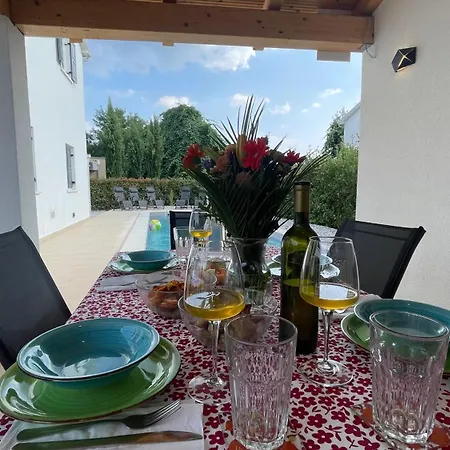 Oskoli Villa Vižinada